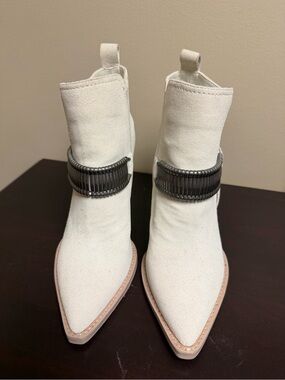DNKY White Suede Pointed-Toe Ankle Boots with Decorative Strap